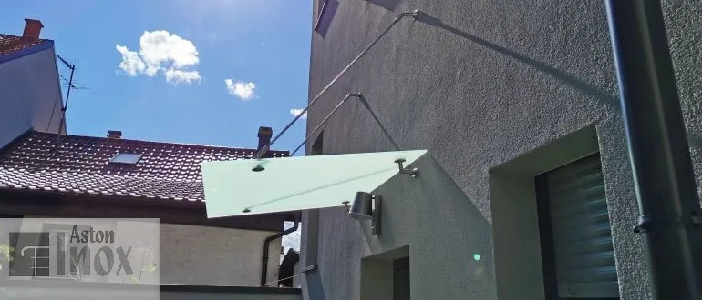Nadstrešnica Moderna sa inox zatezačima